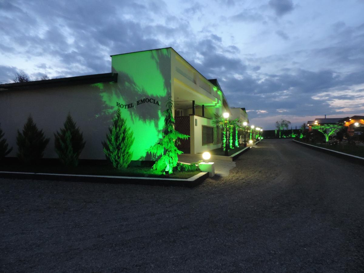 Hotel Emocia Natakhtari Exterior foto